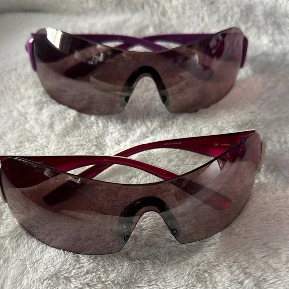 2 Pair Nike Vomero Sunglasses - Picture 1 of 3